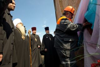 Капсулу с посланием потомкам заложили в Солигорске
