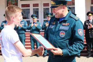 Солигорские студенты шагают в безопасное будущее!