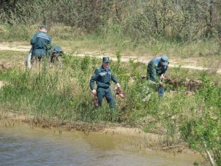Солигорские спасатели приняли участие в республиканской акции «Чистый водоем»