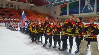 Рождественский турнир по хоккею с шайбой среди юношей (Фоторепортаж)