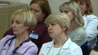 Глава района встретился с трудовым коллективом Солигорской центральной районной больницы