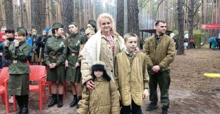 По местам боевой славы и "Красная гвоздика"