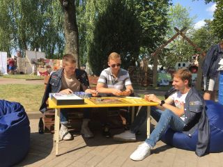 Как проходит финальный день фестиваля "ВЫТОКI" в Солигорске? Смотрите тут