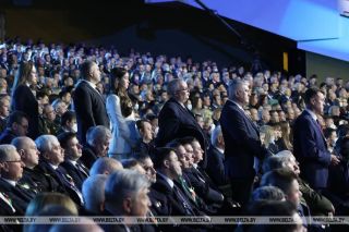 Лукашенко: мы работали, работаем и будем работать во имя нашего народа и единства