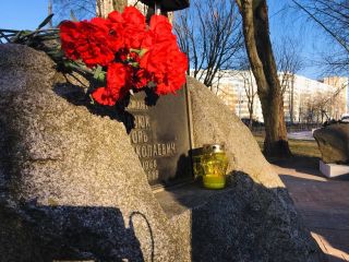 Районный митинг ко Дню памяти воинов-интернационалистов прошёл на мемориальном комплексе "Черный тюльпан"