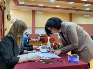 Досрочно на конституционном референдуме проголосовала и Татьяна Кирбай