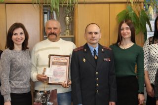 Благодарим за службу: в Солигорске милиционеров-ликвидаторов чествовали в коллективах