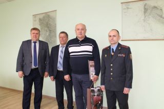 Благодарим за службу: в Солигорске милиционеров-ликвидаторов чествовали в коллективах