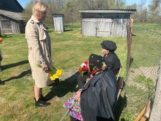 Глава района Андрей Жайлович лично поздравил ветерана ВОВ Афанасия Сушко