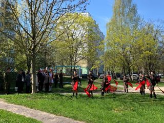 А.Калеева поздравила с Днем Победы ветерана войны К.Грицевич