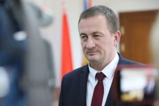 Поздравление с Днем женщин от губернатора Минской области