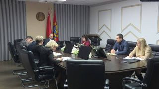 Глава района провел экстренное совещание по вопросам реагирования всех заинтересованных служб в расчистке дорог города и района от снега