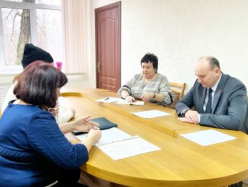 Председатель Солигорского райисполкома Анатолий Лодыга встретился с населением Домановичского сельсовета