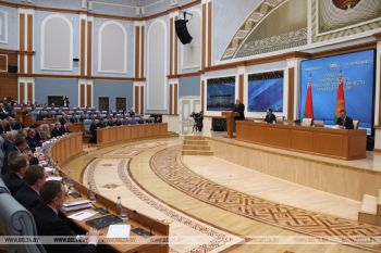 "Есть чем гордиться, но надо двигаться дальше". Вот что требует Лукашенко от сельского хозяйства