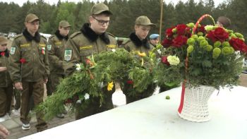 9 мая – день нашей памяти. Митинг у мемориального комплекса "Скорбящая мать"