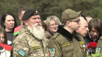 9 мая – день нашей памяти. Митинг у мемориального комплекса "Скорбящая мать"