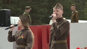 9 мая – день нашей памяти. Митинг у мемориального комплекса "Скорбящая мать"