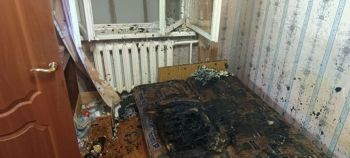 В Солигорске спасатели вывели мужчину из задымленной квартиры