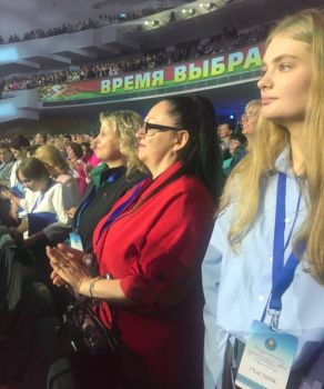Солигорская делегация во главе с начальником Управления по образованию Солигорского райисполкома Игорем Цыбулько сегодня принимает участие в Республиканском педагогическом совете
