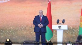Торжественная церемония чествования аграриев на фестивале-ярмарке "Дажынкі-2024" в Мостах