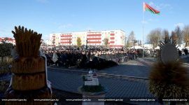 Торжественная церемония чествования аграриев на фестивале-ярмарке "Дажынкі-2024" в Мостах