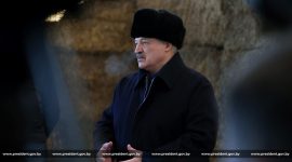 Президент Беларуси Александр Лукашенко  в Смолевичском районе Минской области посетил сельхозпредприятие "Шипяны-АСК"