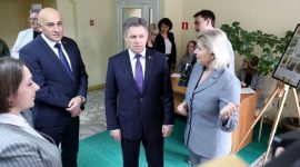 Перцов: СМИ достойно противостоят вбросам и фейкам, но и люди научились отделять лживую информацию