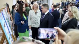 Перцов: СМИ достойно противостоят вбросам и фейкам, но и люди научились отделять лживую информацию