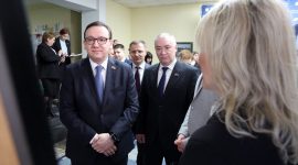 Перцов: СМИ достойно противостоят вбросам и фейкам, но и люди научились отделять лживую информацию