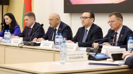 Перцов: СМИ достойно противостоят вбросам и фейкам, но и люди научились отделять лживую информацию