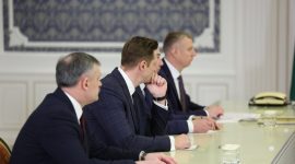 Лукашенко об информационной войне: надо не отставать, надо идти вперед и побеждать