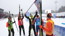 Полные трибуны и потрясающая  поддержка. Солигорская делегация на «Минской лыжне-2025» в Раубичах