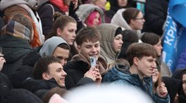 Полные трибуны и потрясающая  поддержка. Солигорская делегация на «Минской лыжне-2025» в Раубичах