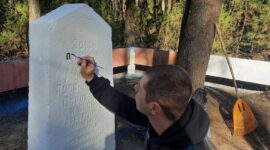 Солигорские байкеры проявили инициативу  и благоустроили памятник жертвам фашизма в г. п. Старобин