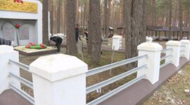 Председатель Солигорского райисполкома Анатолий Лодыга принимает участие в республиканском субботнике