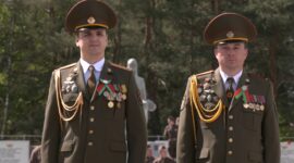 Районный митинг и возложение цветов к памятнику «Скорбящая мать». Фоторепортаж