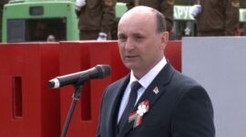 Районный митинг и возложение цветов к памятнику «Скорбящая мать». Фоторепортаж