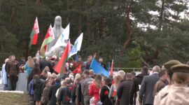 Районный митинг и возложение цветов к памятнику «Скорбящая мать». Фоторепортаж