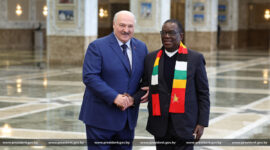 Александр Лукашенко  провел переговоры с Президентом Зимбабве Эммерсоном Мнангагвой во Дворце Независимости