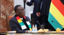 Александр Лукашенко  провел переговоры с Президентом Зимбабве Эммерсоном Мнангагвой во Дворце Независимости