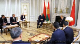 Президент Беларуси Александр Лукашенко  встретился с вице-премьером Госсовета КНР Лю Гочжуном