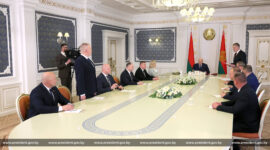 Благоустройство, работа с людьми, подбор кадров и АПК. Лукашенко обозначил приоритеты для местной вертикали