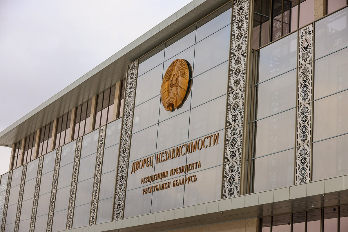 Телефонный разговор с Президентом Франции Эммануэлем Макроном