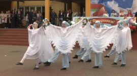 Прощай, родная школа! Праздник последнего звонка в средней школе №11. Фоторепортаж