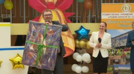 Торжественная линейка состоялась для учащихся средней школы №14