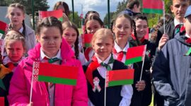 Районный митинг и возложение цветов к памятнику «Скорбящая мать». Фоторепортаж