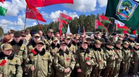 Районный митинг и возложение цветов к памятнику «Скорбящая мать». Фоторепортаж