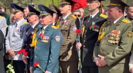 Районный митинг и возложение цветов к памятнику «Скорбящая мать». Фоторепортаж