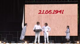 Хореографическое представление «Цветы Великой Победы». Фоторепортаж