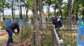 «Сделаем поселок Чистым сами!». Масштабный субботник в г.п. Красная Слобода объединил порядка 300 человек